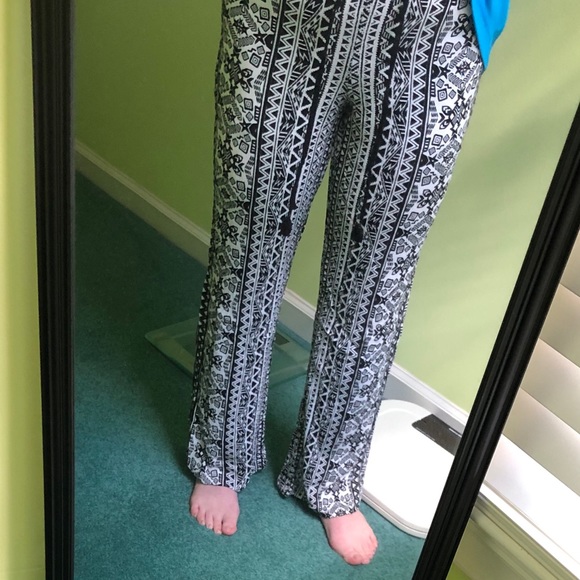 Dina Be women’s black&white palazzo pants!! - Picture 8 of 9